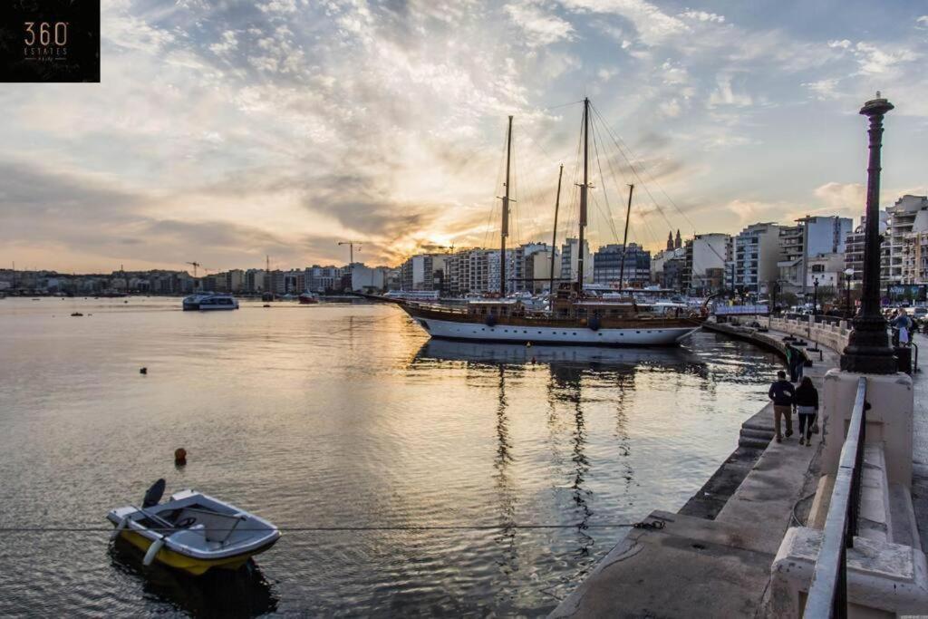 A Lovely 3 Bedroom, 3 Baths Home In The Centre Of Gzira By 360 Estates المظهر الخارجي الصورة